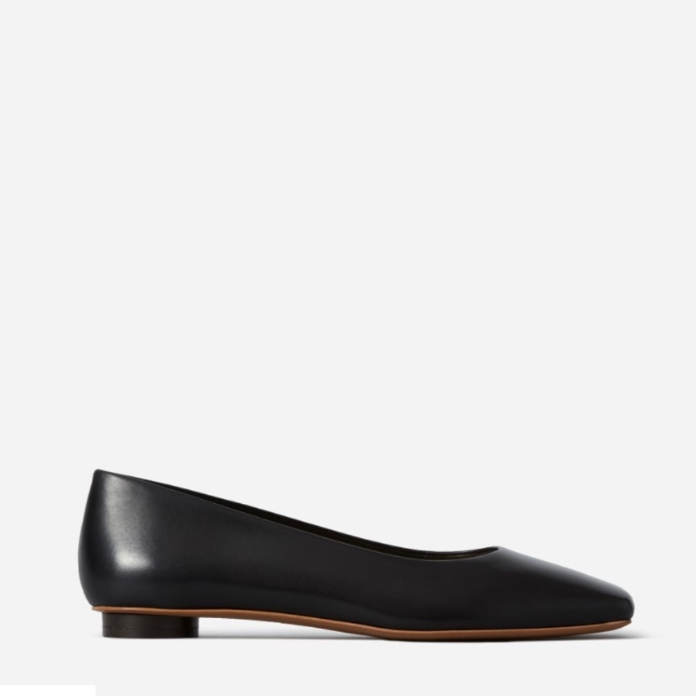 Everlane the ‘90s flat